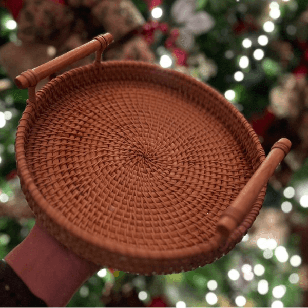 Bandeja Artesanal em  Rattan Dhaka.
