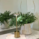 Luminária de Led Mendoza com Acendimento ao toque.