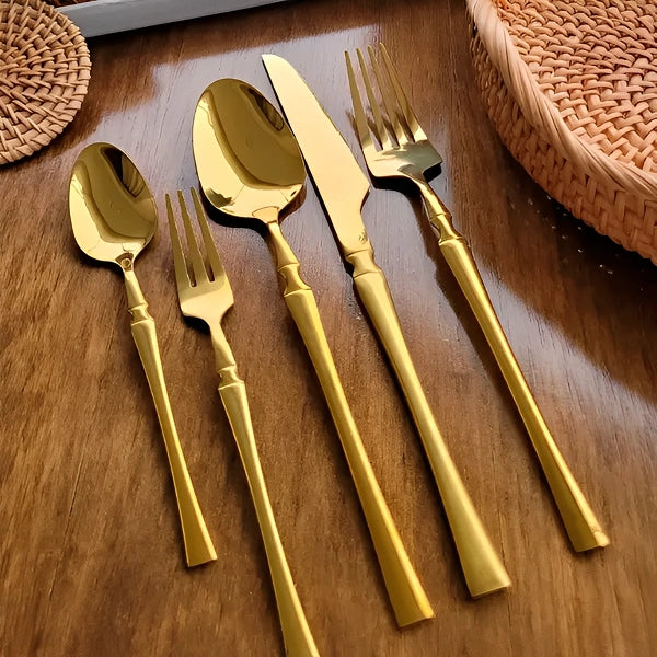 Jogo de Talheres Europeu de 30 Peças Roma .